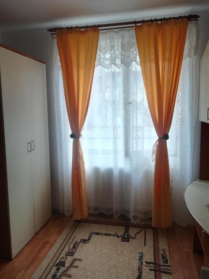 Apartament Simona Topliţa Zewnętrze zdjęcie